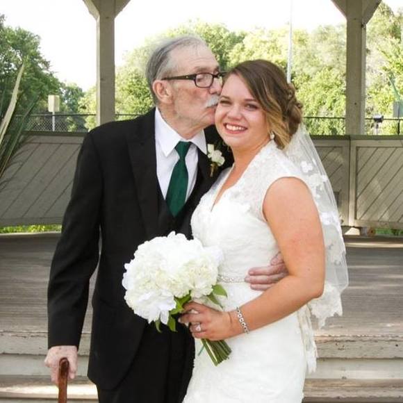 Meet your Posher, Kelli - Picture 1 of 1